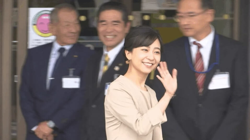 手話パフォーマンス甲子園2024年 佳子さま 衣装 画像