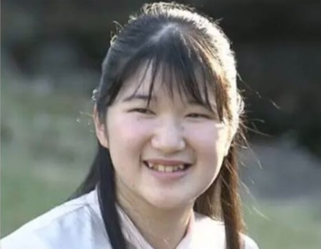 愛子さま　八重歯　画像