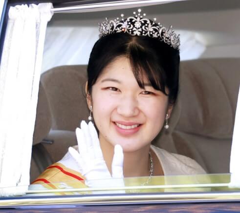 愛子さま　歯列矯正　画像