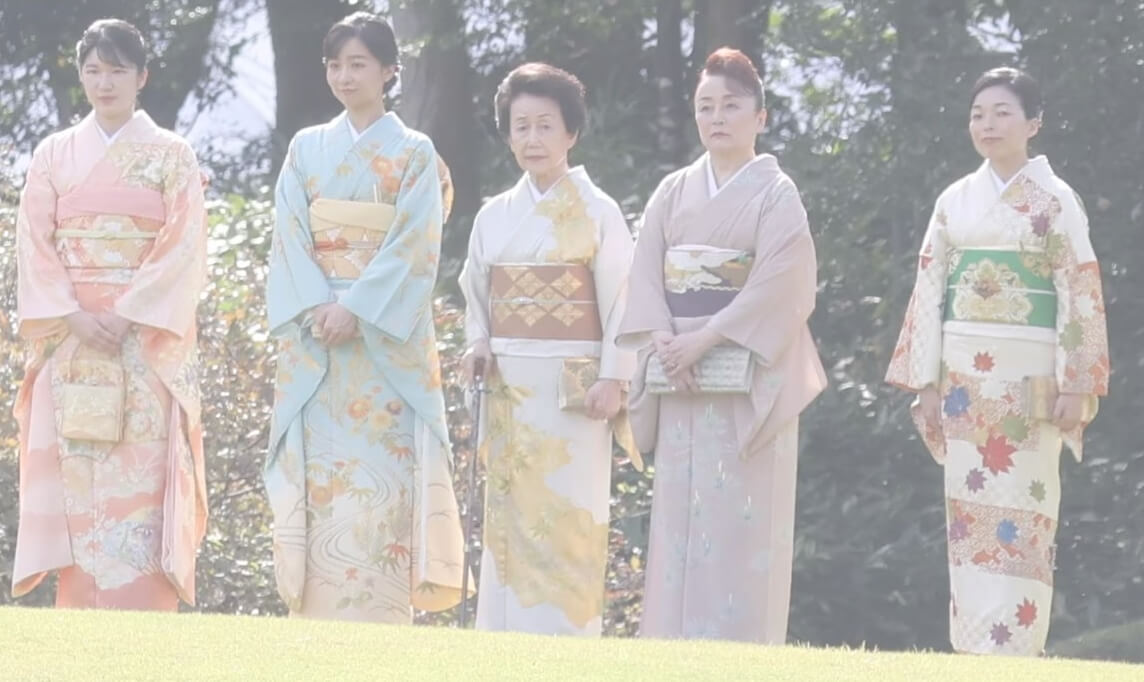 愛子さまと佳子さまの身長比較