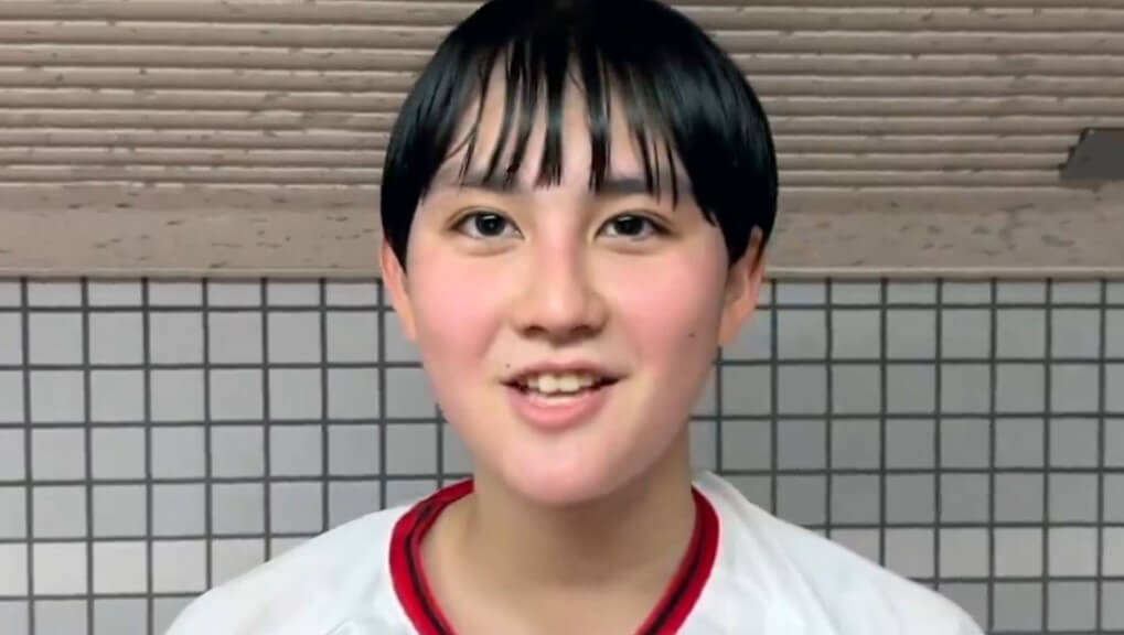 忠願寺莉桜 画像